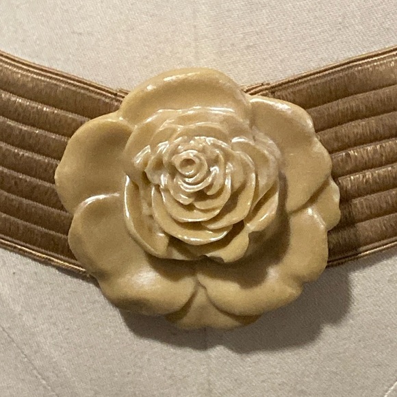 Charmant Accessories - vintage Charmant beige rose belt